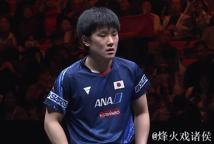 莫雷加德抗议张本智和叫喊遭裁判警告 莫雷加德抗议张本智和叫喊遭裁判警告