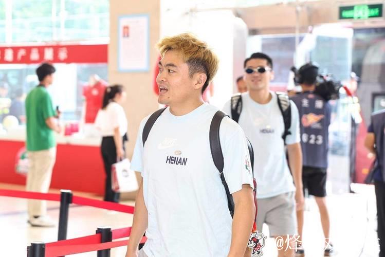 黄紫昌或加盟云南队,记者称宇豪将做好照顾工作 黄紫昌或加盟云南队,记者称宇豪将做好照顾工作