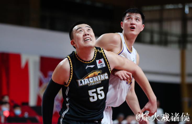 辽宁三将强势爆发!威尔斯王岚嵚统治外线,张陈治锋制霸内线 辽宁三将强势爆发!威尔斯王岚嵚统治外线,张陈治锋制霸内线